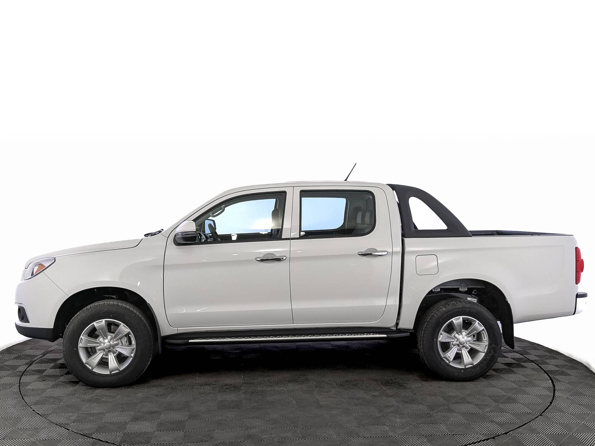 Sollers ST6 Comfort 2.0 MT 4WD