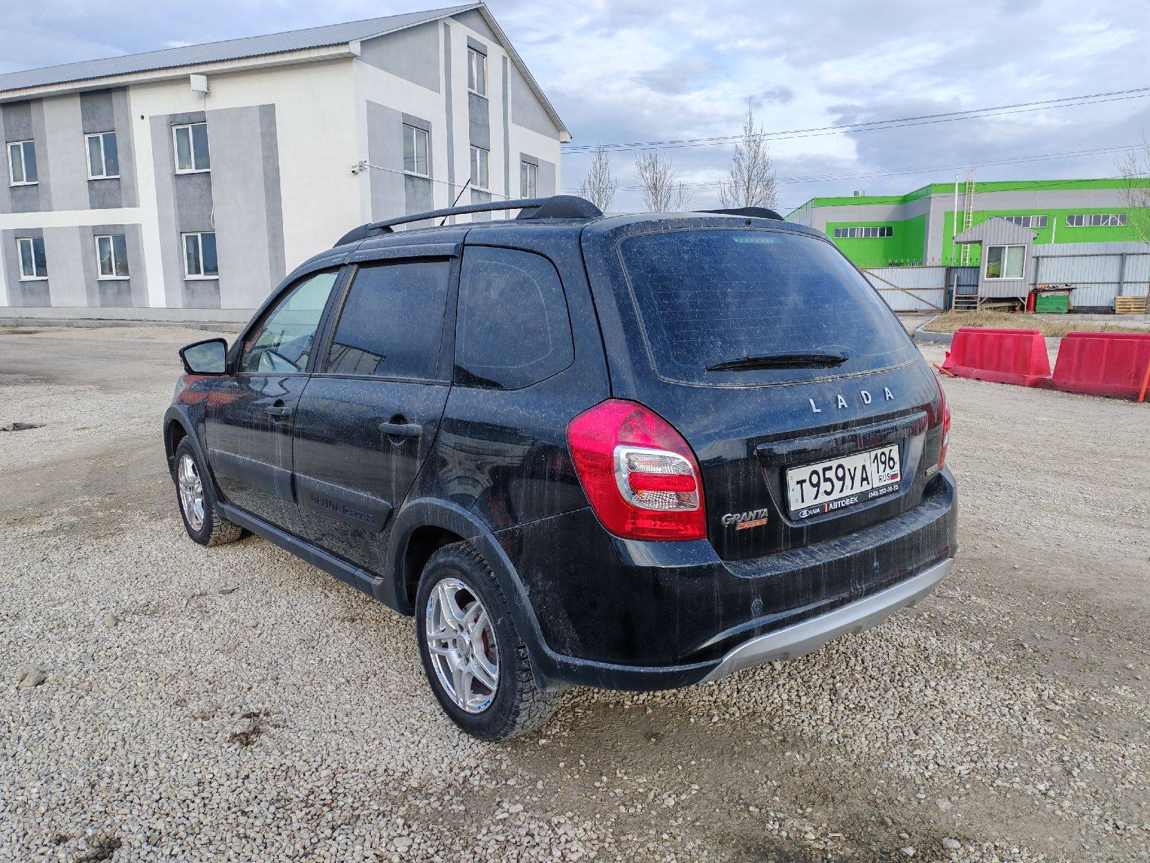 Lada Granta Кросс,  27 931 км, 2024 года в лизинг