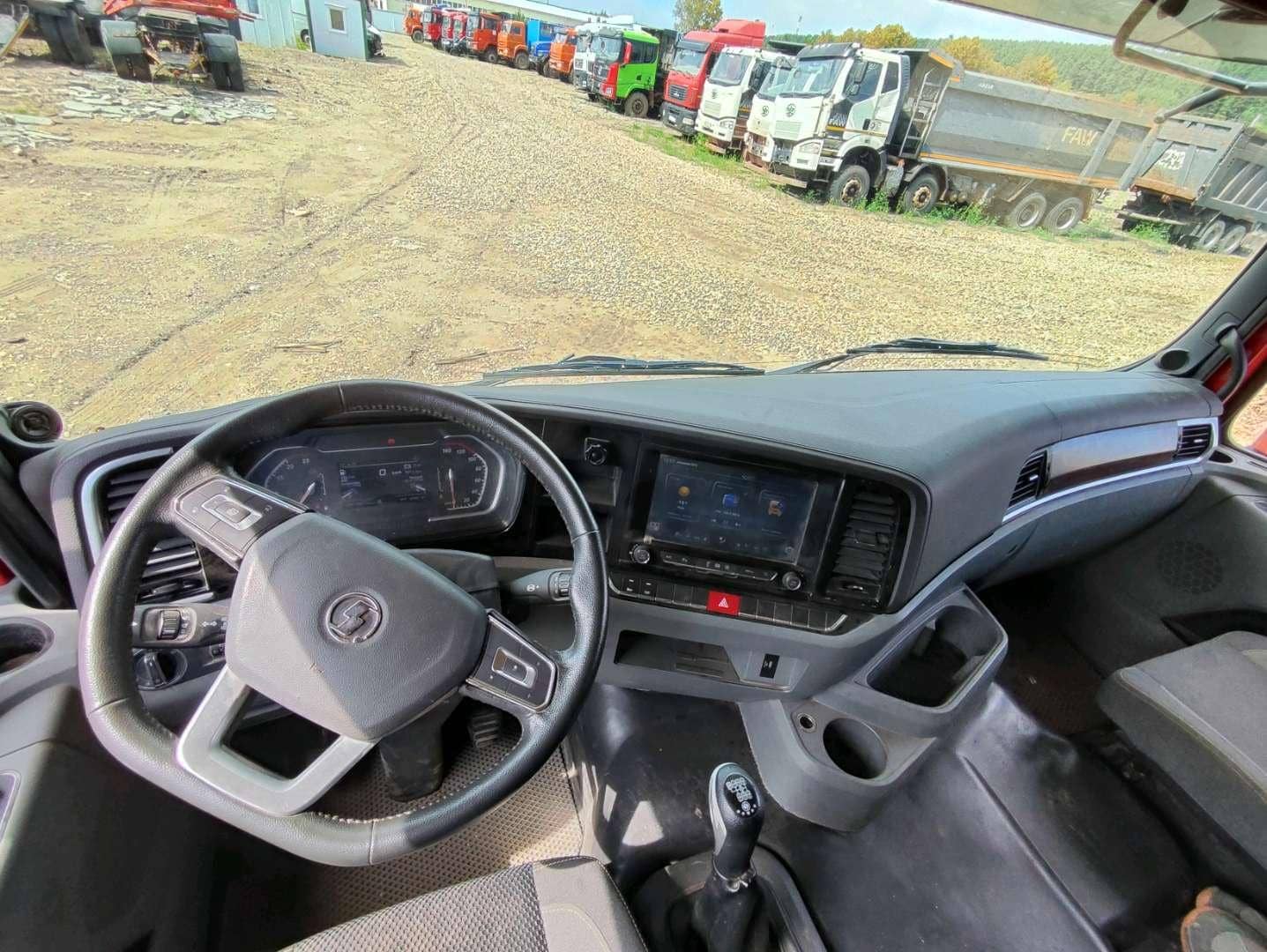 Shacman SX42584V324,  161 857 км, 2023 года в лизинг
