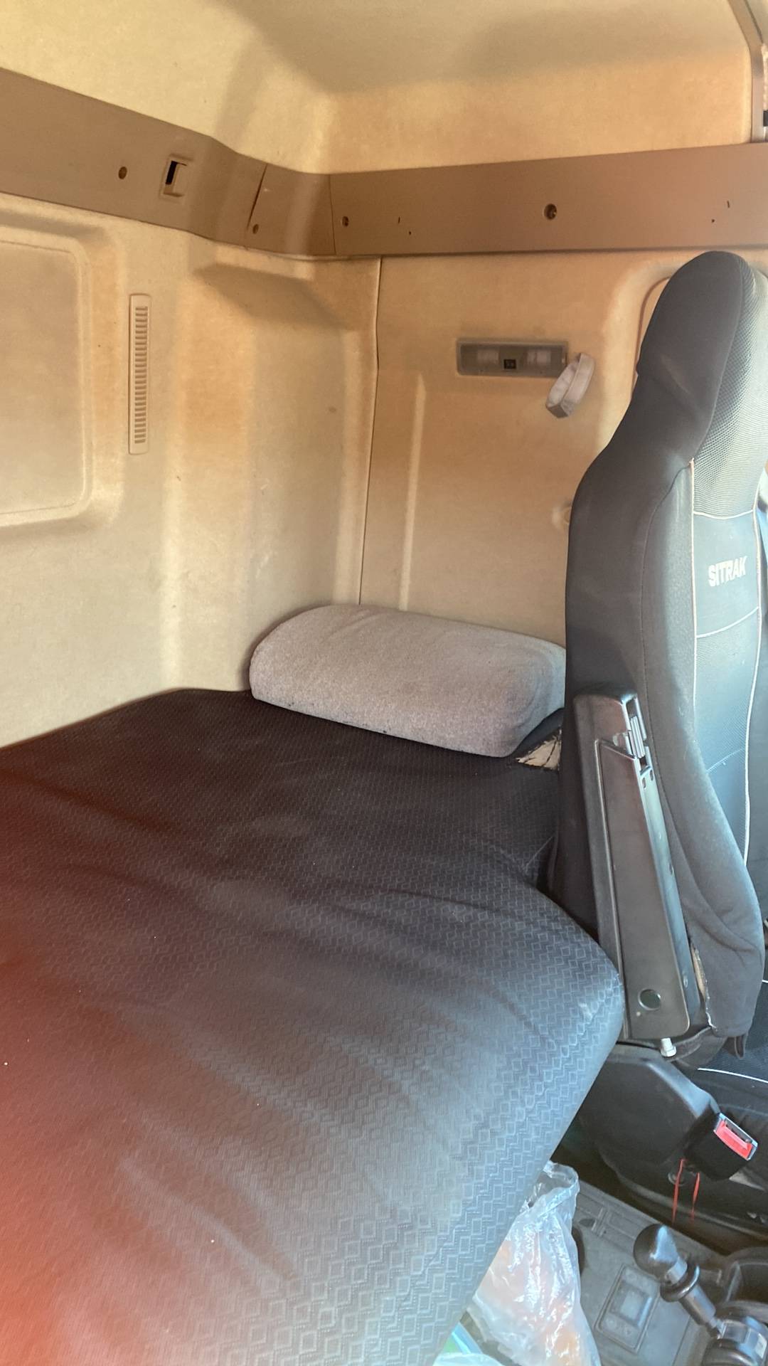 HOWO ZZ3317V386GE1 8х4,  147 140 км, 2023 года в лизинг