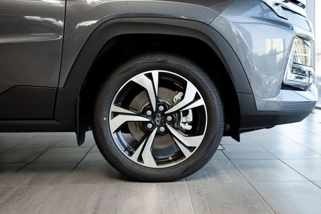 Москвич 3 Стандарт плюс 1.5Т CVT