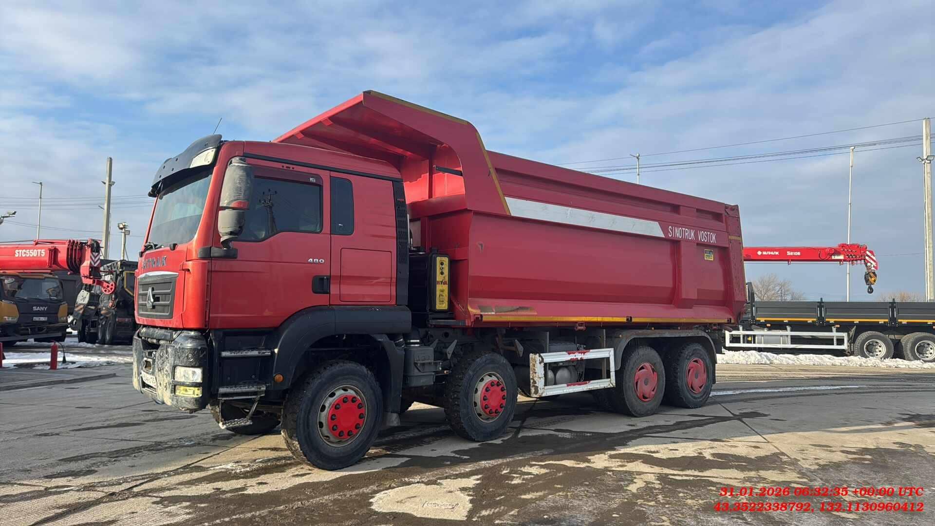 Sitrak ZZ3316V306ME,  285 370 км, 2022 года в лизинг