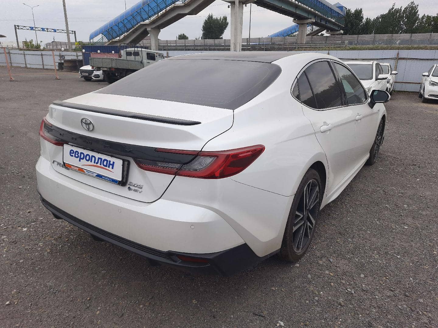 Toyota Camry,  47 165 км, 2024 года в лизинг