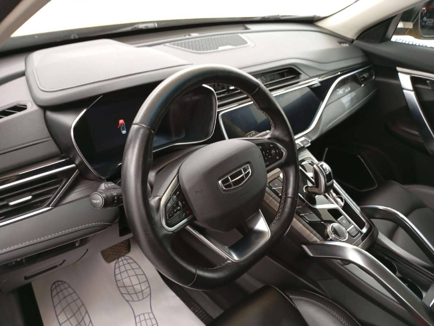 Geely Atlas Pro,  210 392 км, 2023 года в лизинг