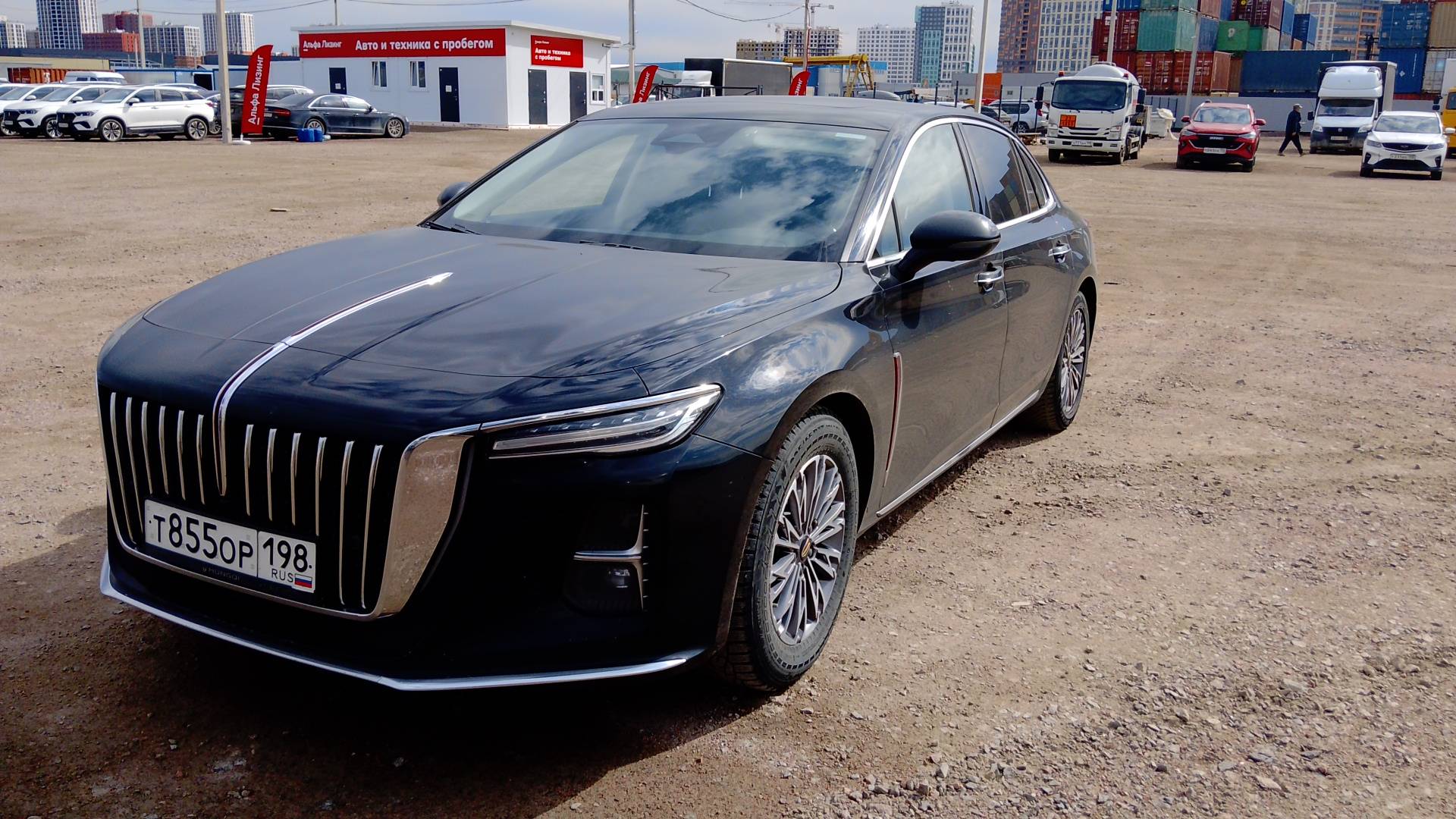 Hongqi H5,  186 976 км, 2024 года в лизинг