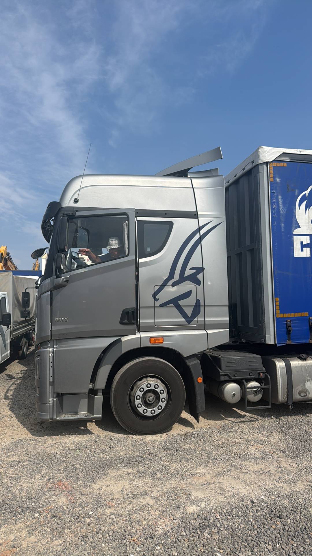 FAW CA4180P25K15E5A80 4x2,  109 459 км, 2023 года в лизинг