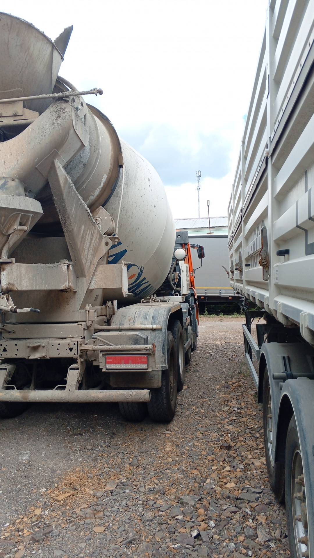 КАМАЗ 6540-48(A4),  14 796 км, 2023 года в лизинг