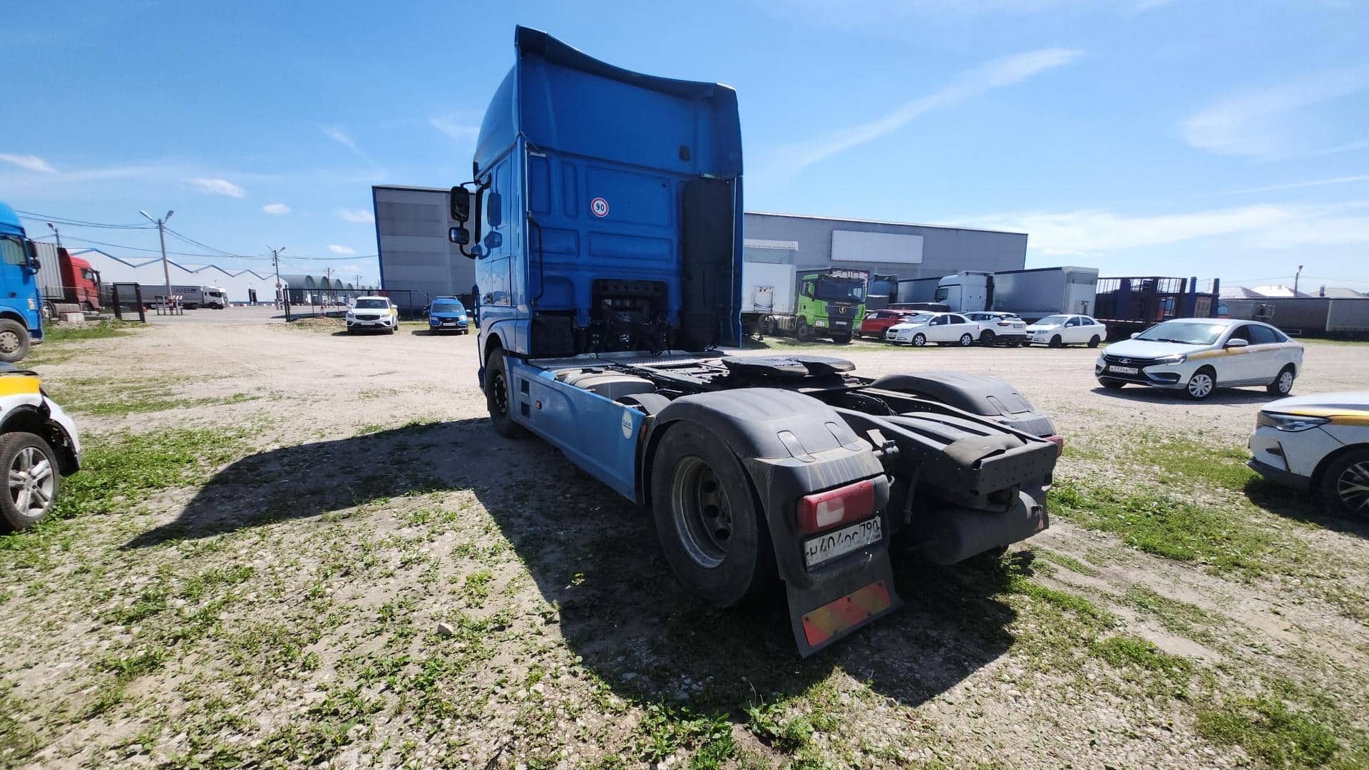 DAF XF 460 FTP 6x2,  700 000 км, 2017 года в лизинг