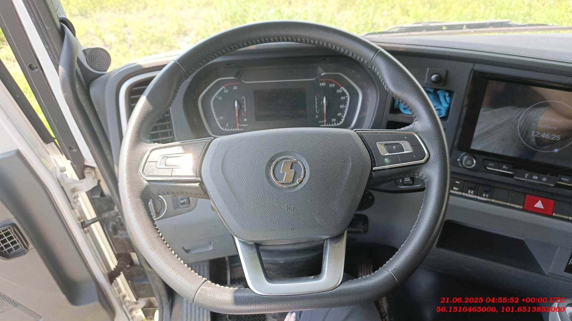 Shacman SX42586V385,  39 421 км, 2023 года в лизинг