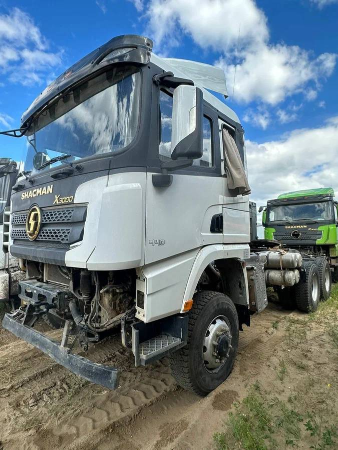 Shacman SX42586W385C,  66 666 км, 2022 года