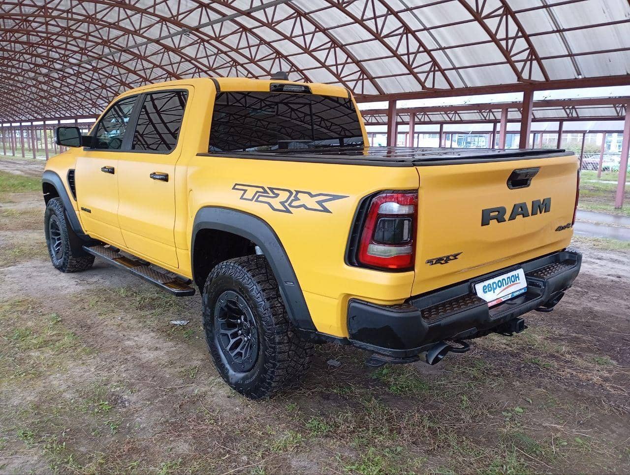 Ram 1500,  82 620 км, 2023 года