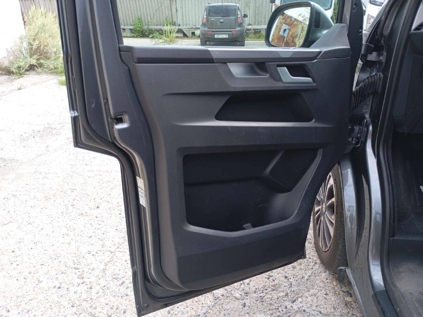 Volkswagen Multivan,  53 860 км, 2023 года в лизинг