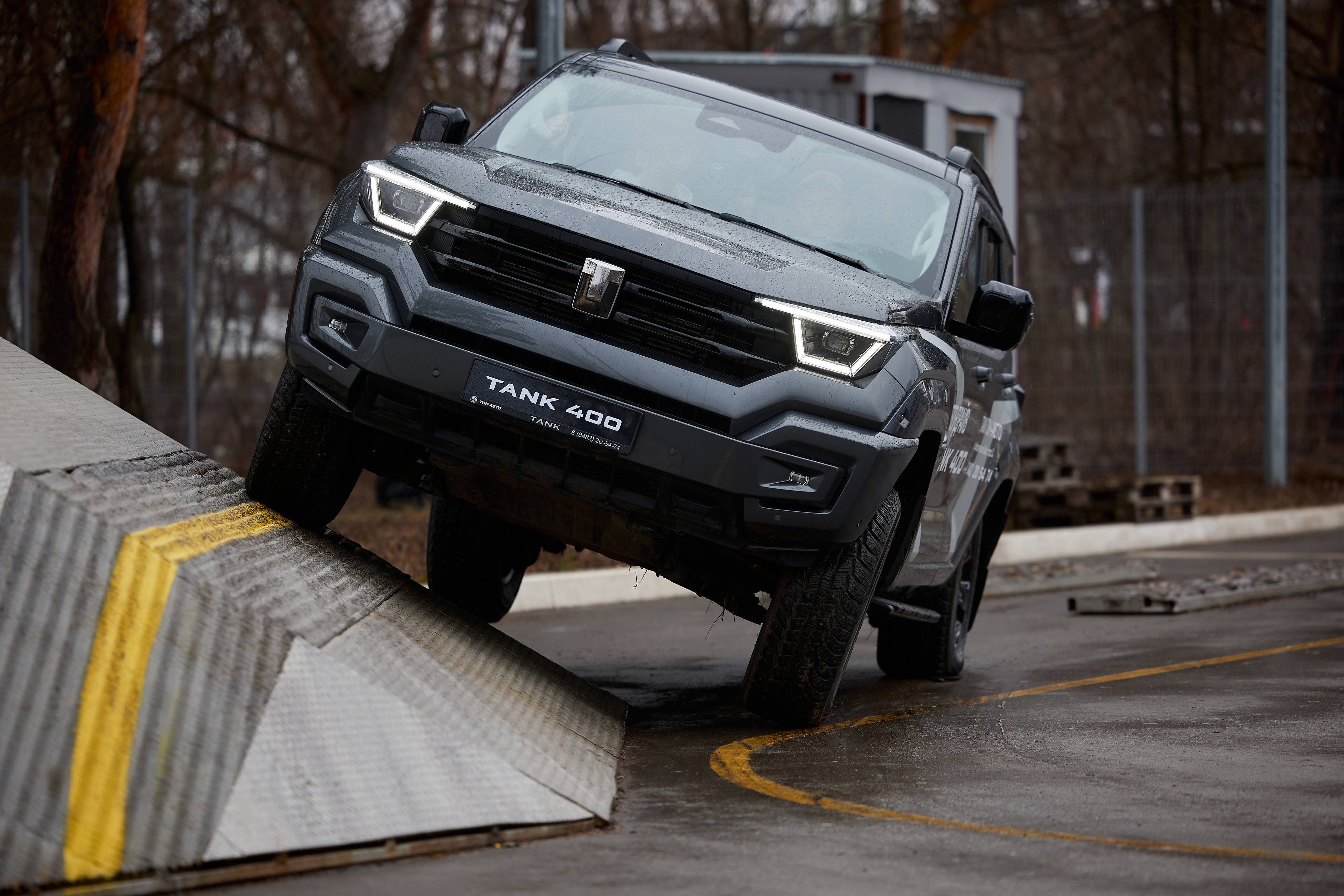 Tank 400 2.0T AT 4WD Premium