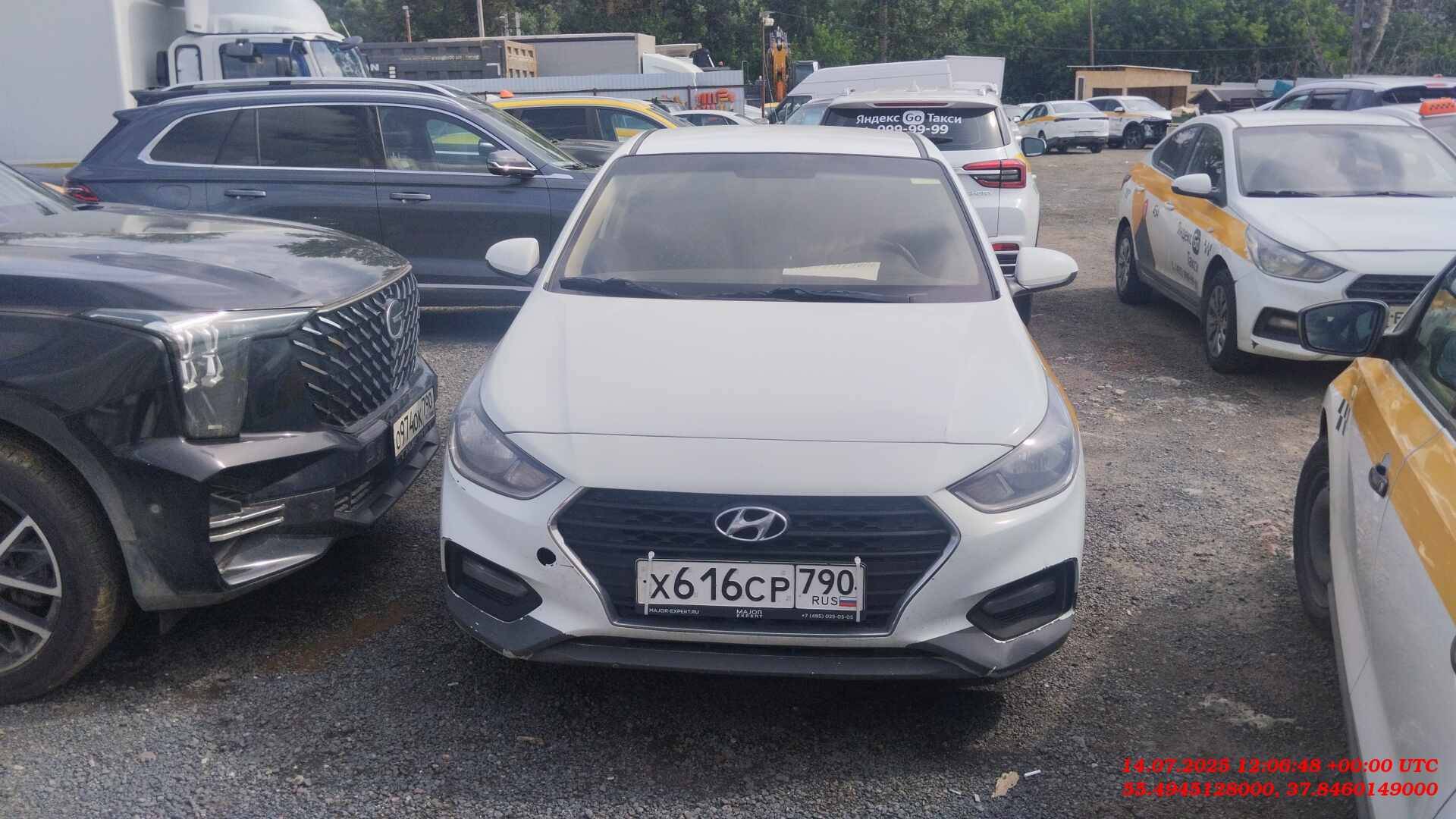 Hyundai Solaris,  302 000 км, 2019 года в лизинг