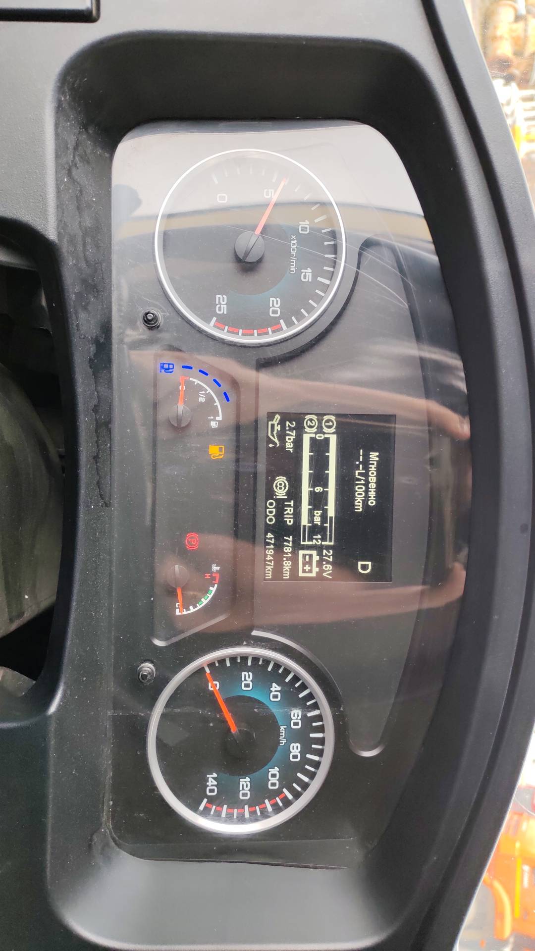 Shacman SX42584W324C,  471 947 км, 2022 года в лизинг