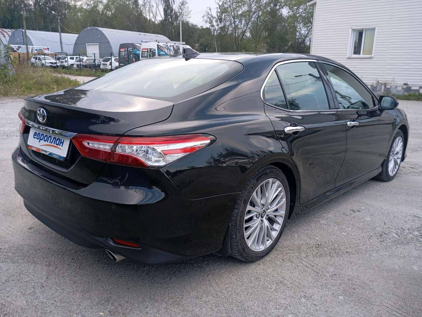Toyota Camry,  25 697 км, 2022 года в лизинг