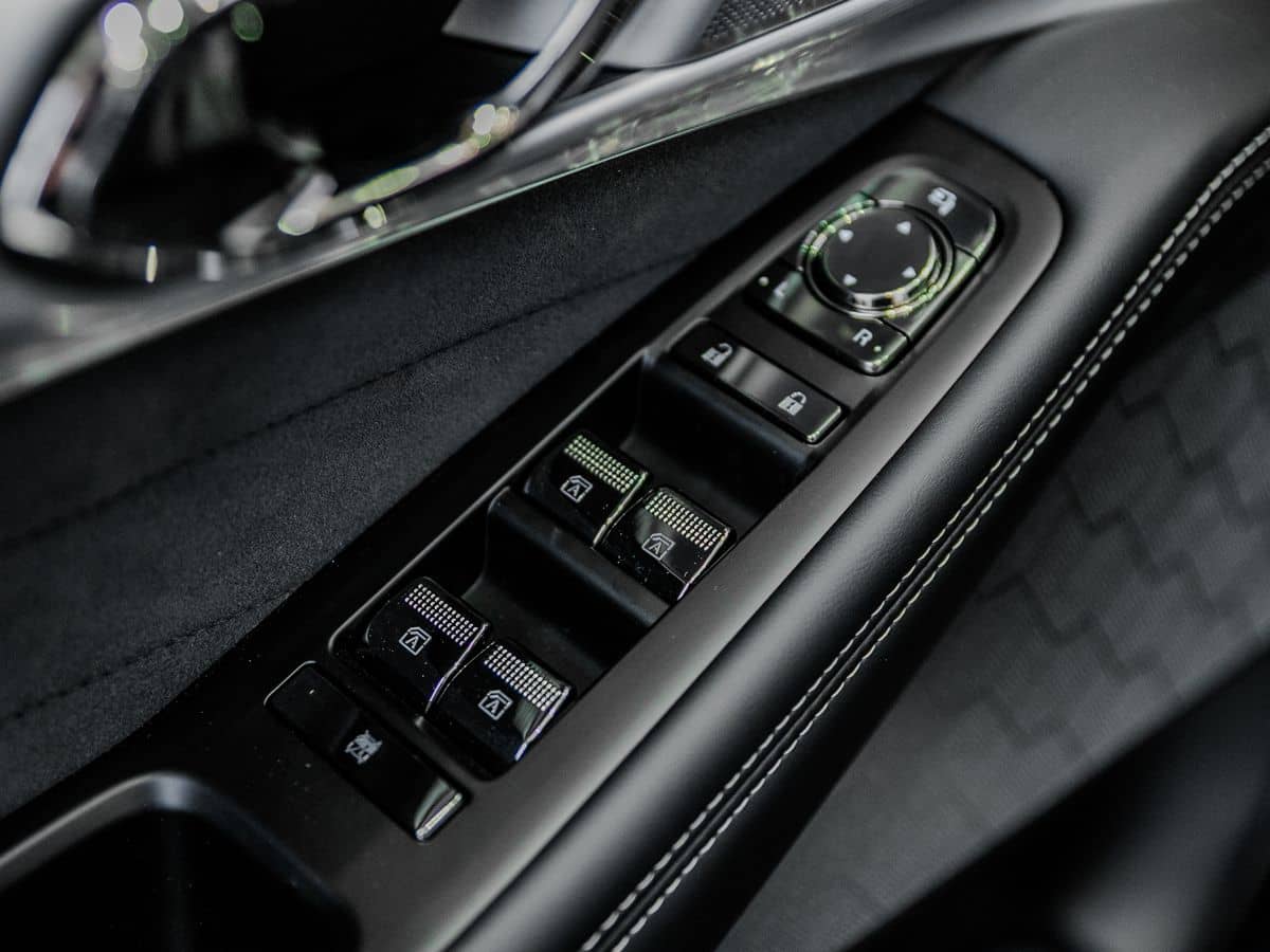 GAC GS8 Джи-Икс Премиум 2.0 АТ полный привод (GX Premium)