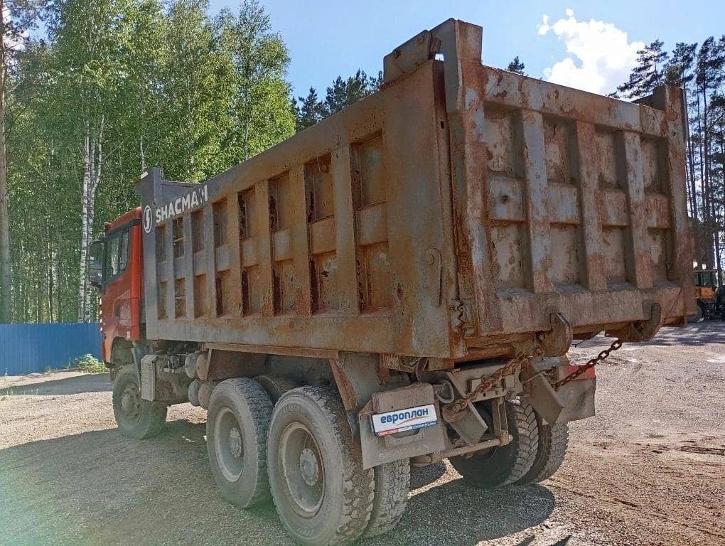Shacman SX32586T385,  201 379 км, 2022 года в лизинг