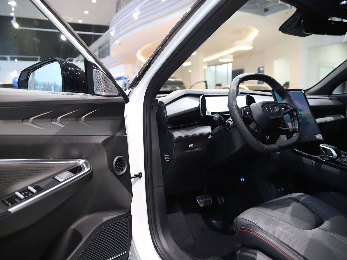 Geely Cityray Flagship 1.5T 7DCT 2WD