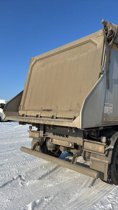 BODEX Самосвальный KIS 4WA1 40 м³