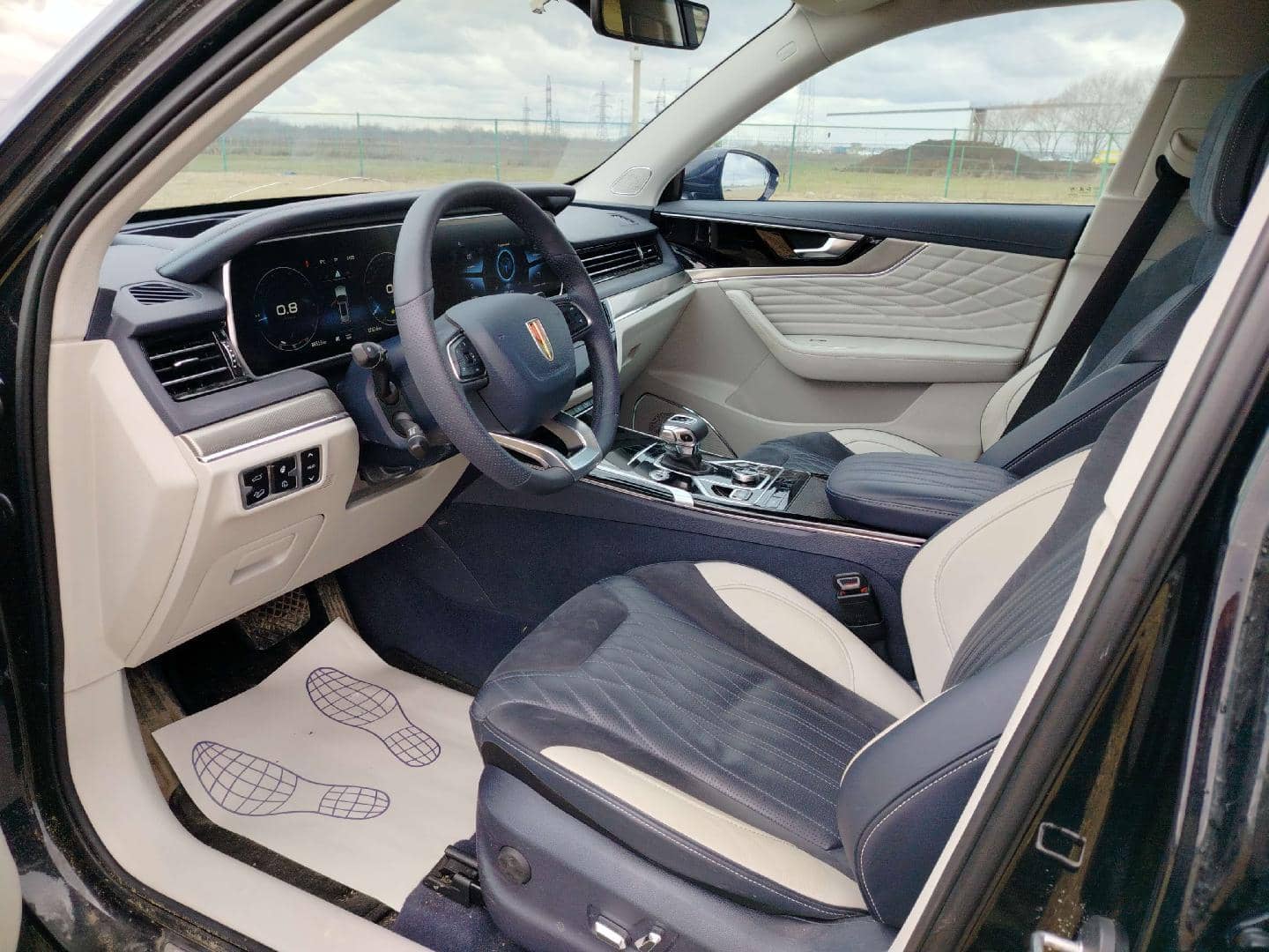 Hongqi HS5,  86 513 км, 2023 года в лизинг