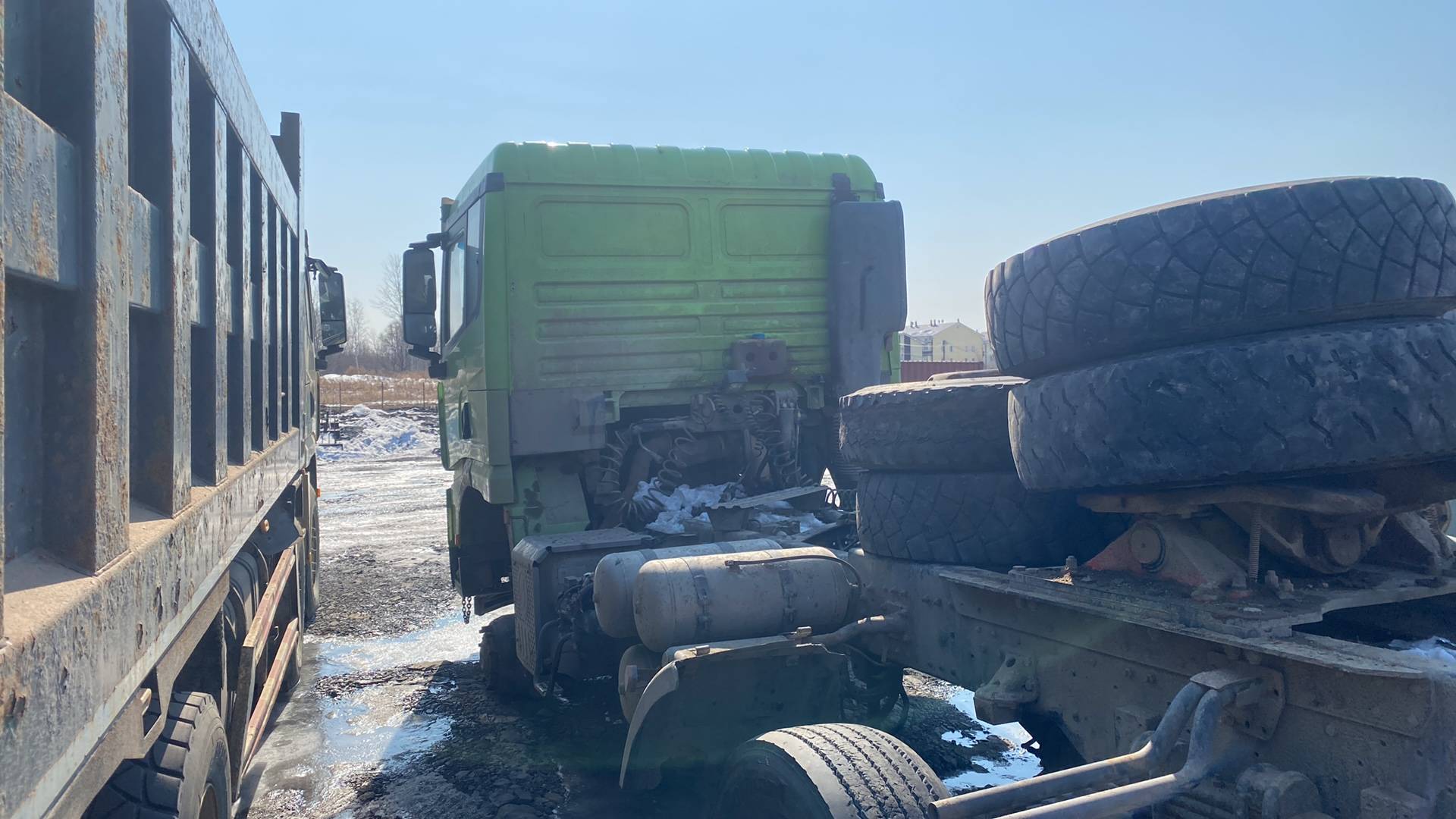 Shacman SX4256DV385,  42 932 км, 2022 года