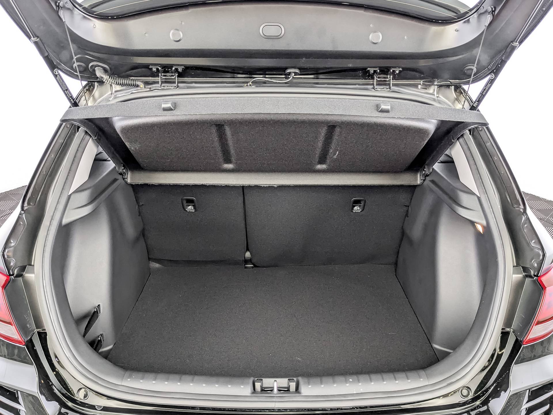 Solaris KRX Premium 1.6 6AT