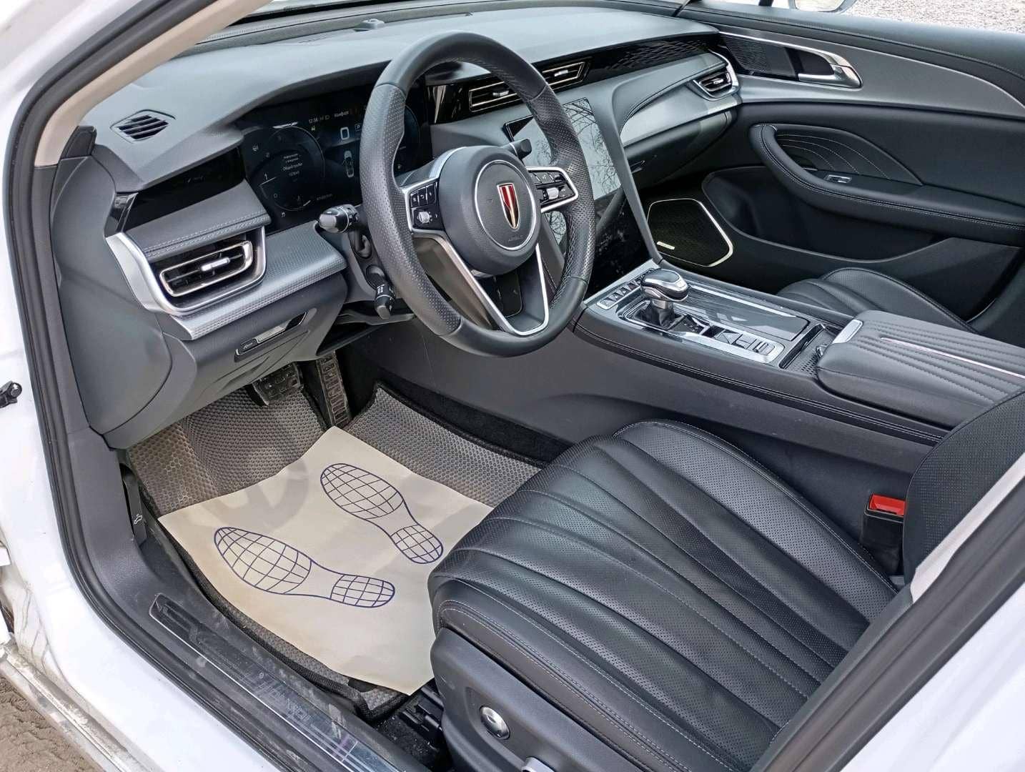 Hongqi H5,  114 325 км, 2023 года в лизинг