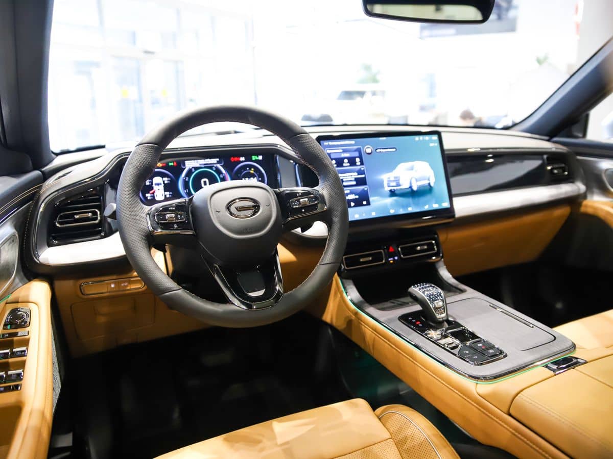 GAC GS8 ГТ 2.0 АТ полный привод (GT)