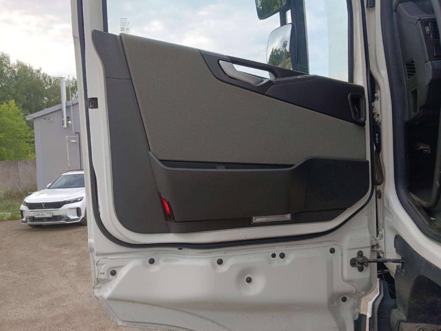 Volvo FH 500 4x2 (FH Globetrotter XL),  313 425 км, 2023 года в лизинг