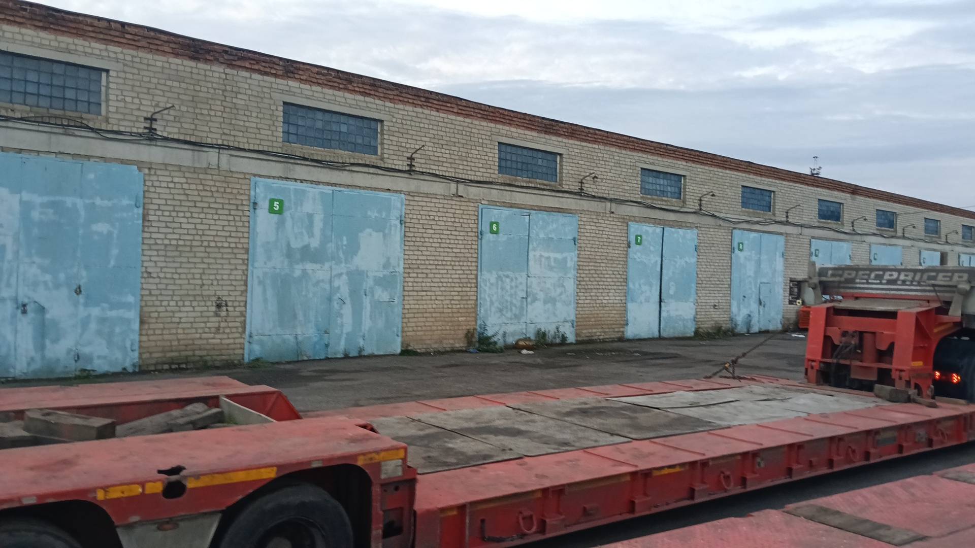 Компания СпецПрицеп Тяжеловоз низкорамный 9942D3, 2022 года в лизинг