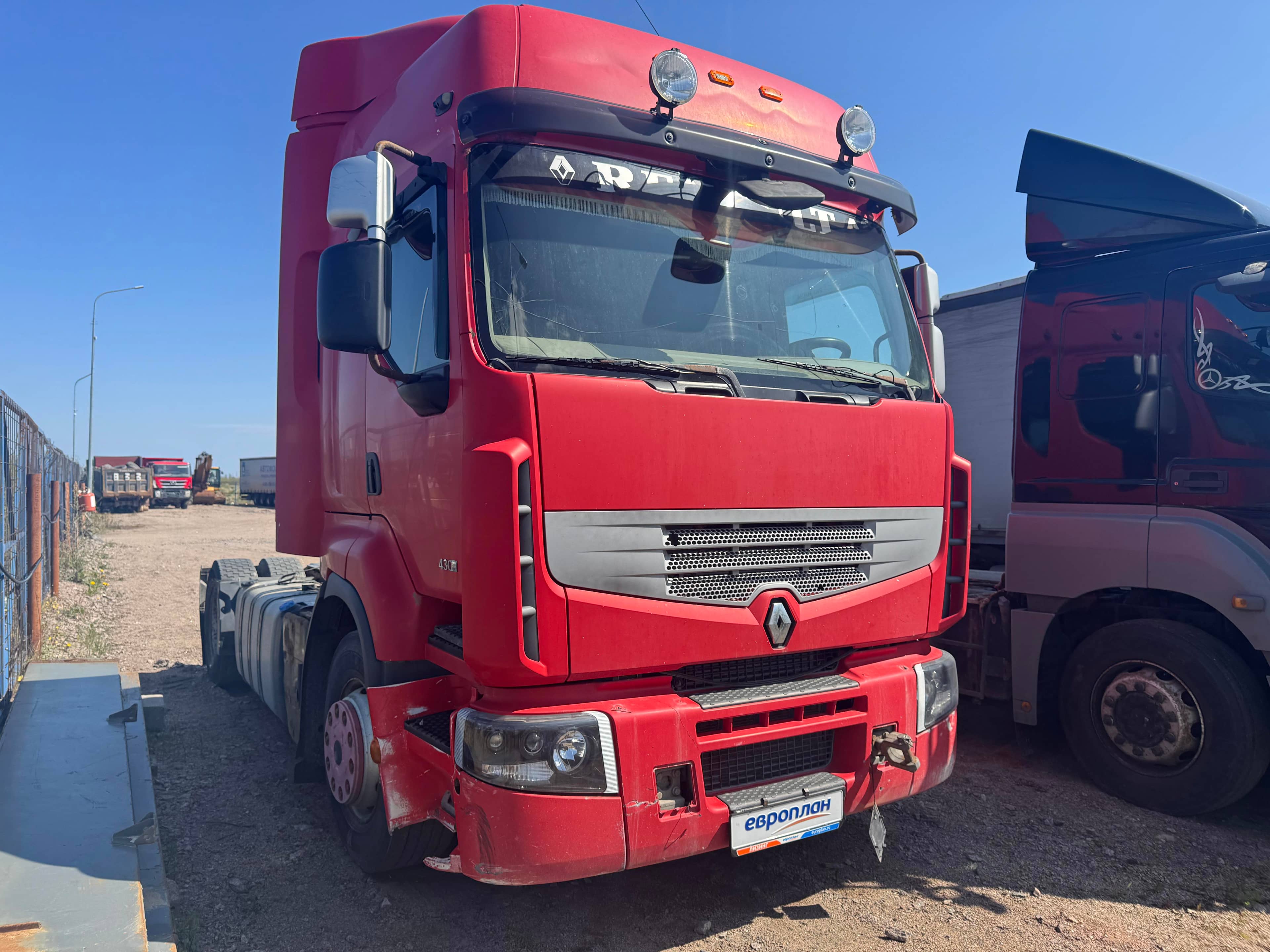 Renault Premium 6X4 430 ,  1 550 000 км, 2013 года в лизинг
