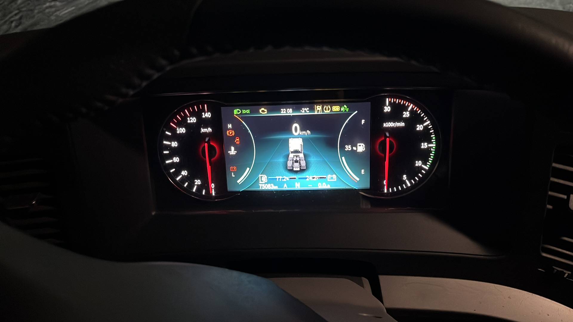 DongFeng DFH4271 6x4,  75 083 км, 2024 года в лизинг