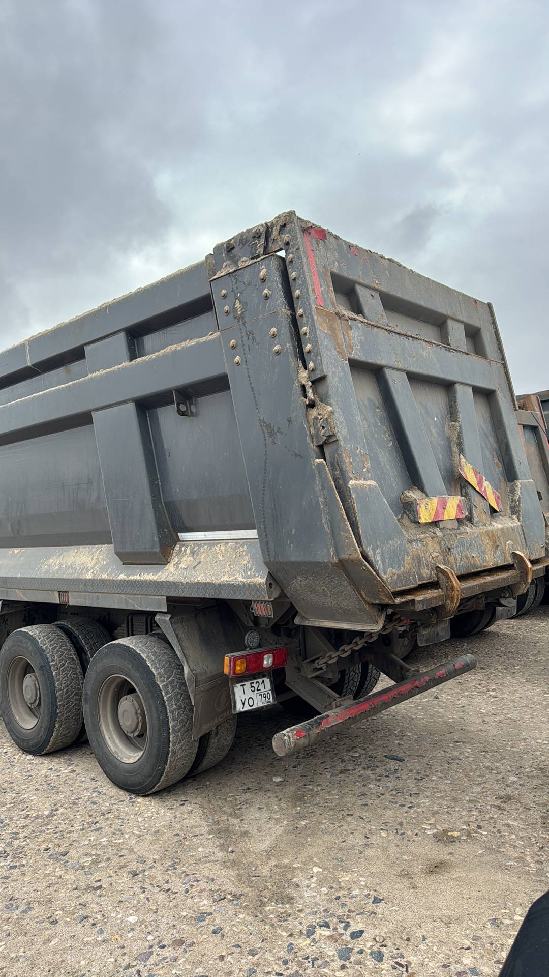 Shacman SX33186V366,  162 725 км, 2024 года в лизинг