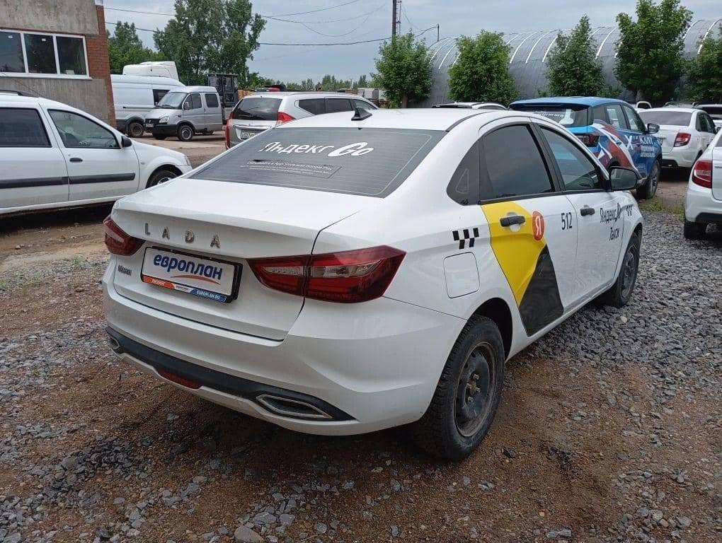 Lada Vesta седан,  183 191 км, 2024 года в лизинг