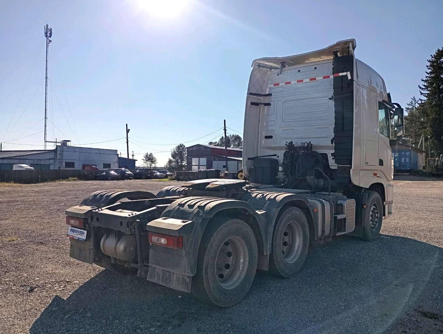 DongFeng DFH4271 6x4,  180 284 км, 2023 года в лизинг