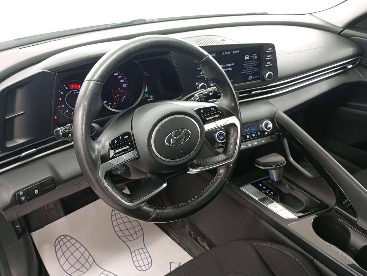 Hyundai Elantra,  80 686 км, 2022 года в лизинг