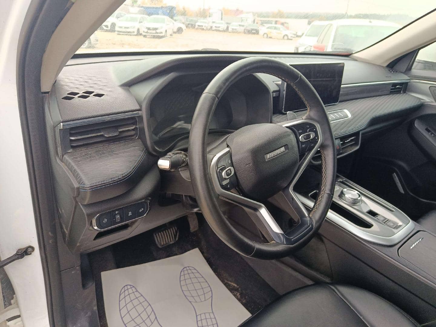 Haval Jolion,  249 216 км, 2023 года в лизинг