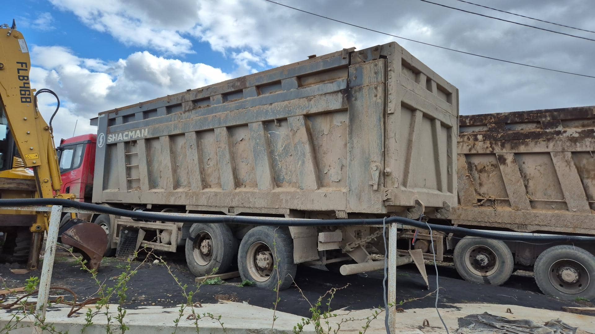 Shacman SX33186V366,  693 452 км, 2023 года в лизинг