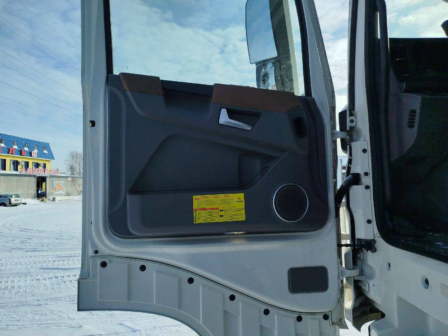 DongFeng GX DFH4180 4x2,  532 784 км, 2024 года в лизинг