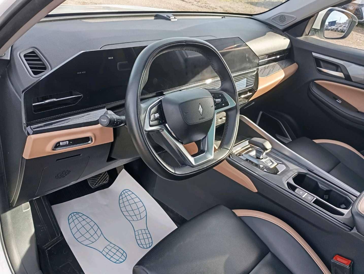 Livan ИКС6ПРО (X6PRO),  92 198 км, 2023 года в лизинг