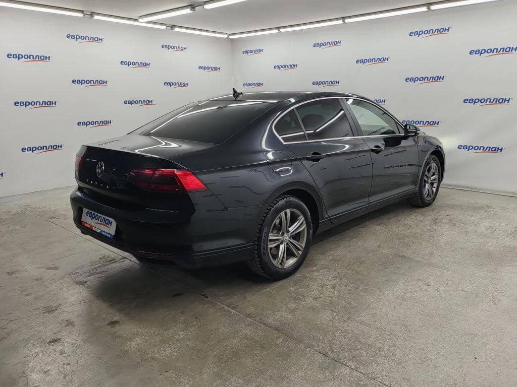 Volkswagen Passat,  131 312 км, 2020 года в лизинг