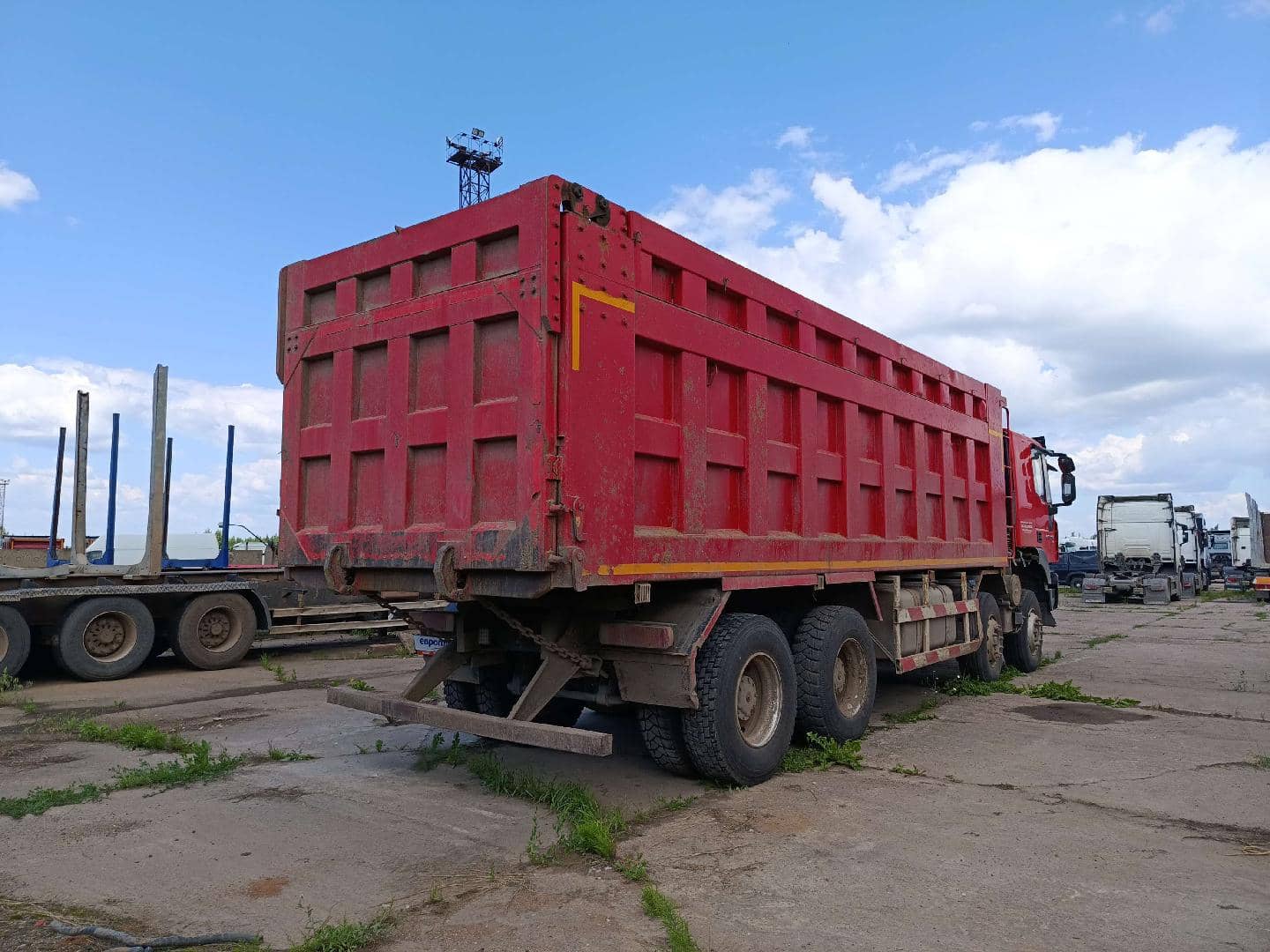 HONGYAN CQ3406HV39,  241 787 км, 2023 года в лизинг