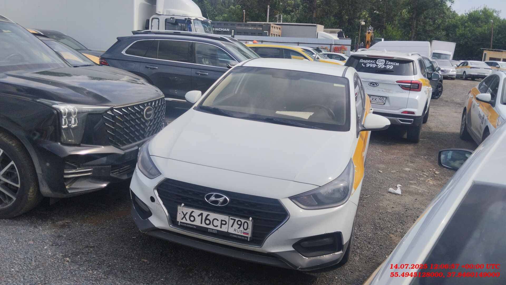 Hyundai Solaris,  302 000 км, 2019 года в лизинг