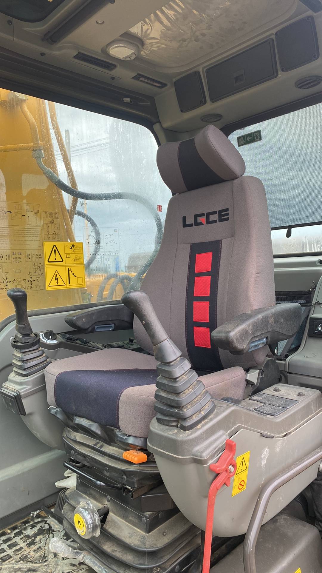 SDLG/LGCE E6150F, 2024 года в лизинг