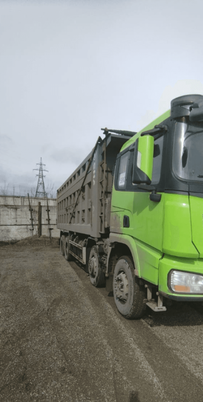 Shacman SX32586T366C,  200 202 км, 2022 года в лизинг