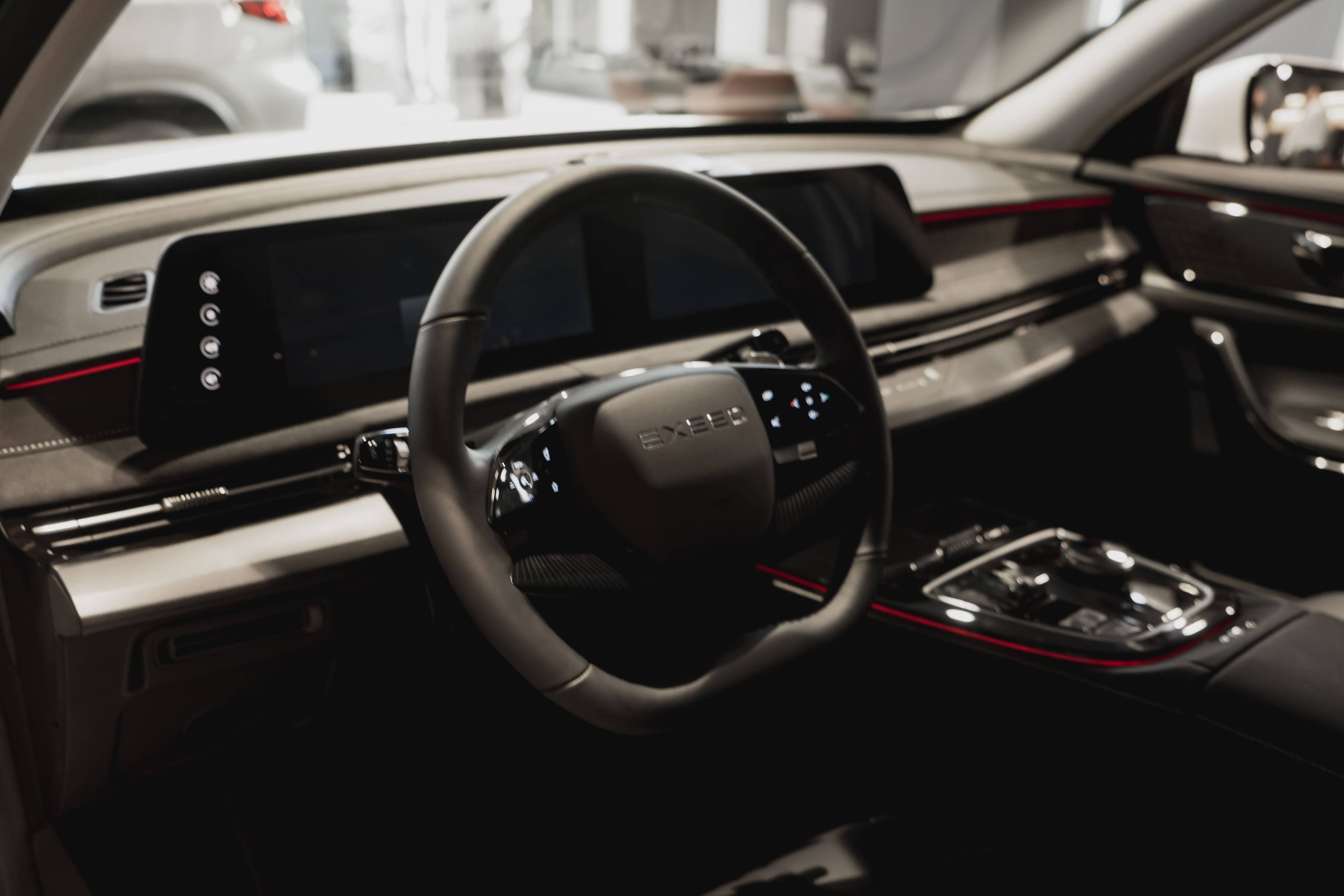 EXEED LX Prestige 1.6T 7DCT AWD