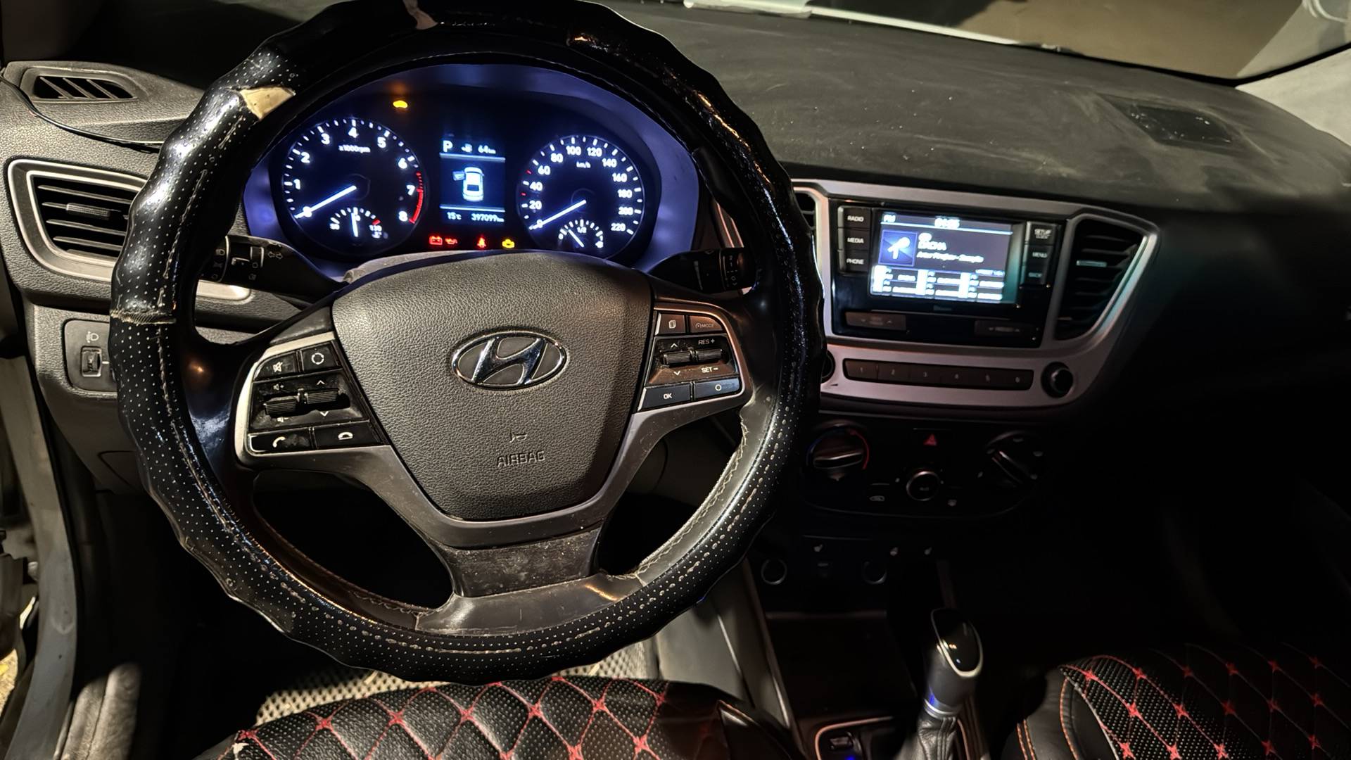 Hyundai Solaris,  397 099 км, 2019 года в лизинг
