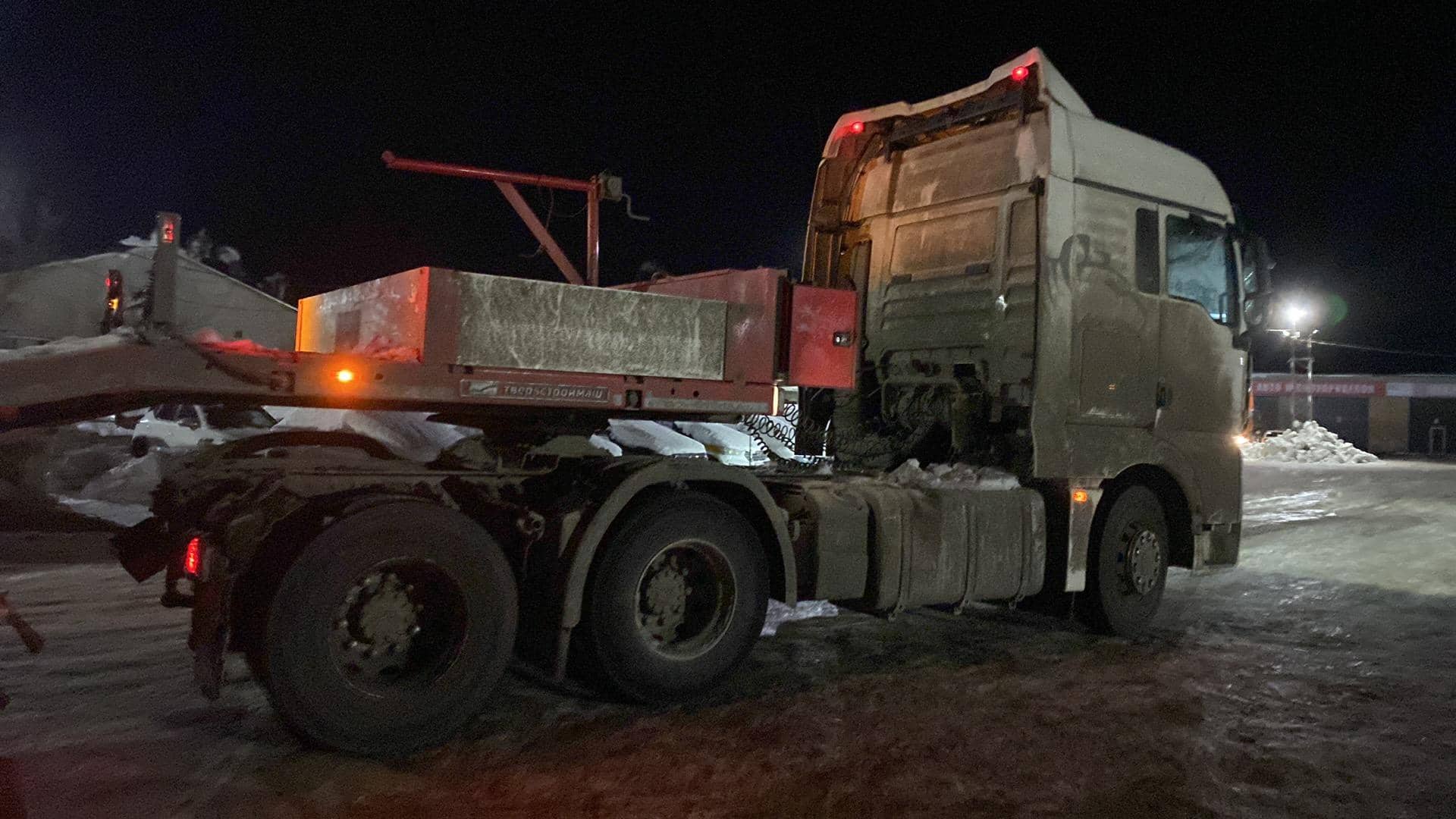 Sitrak С7Н MAX 6×4 ZZ4256V364HE,  144 310 км, 2024 года в лизинг