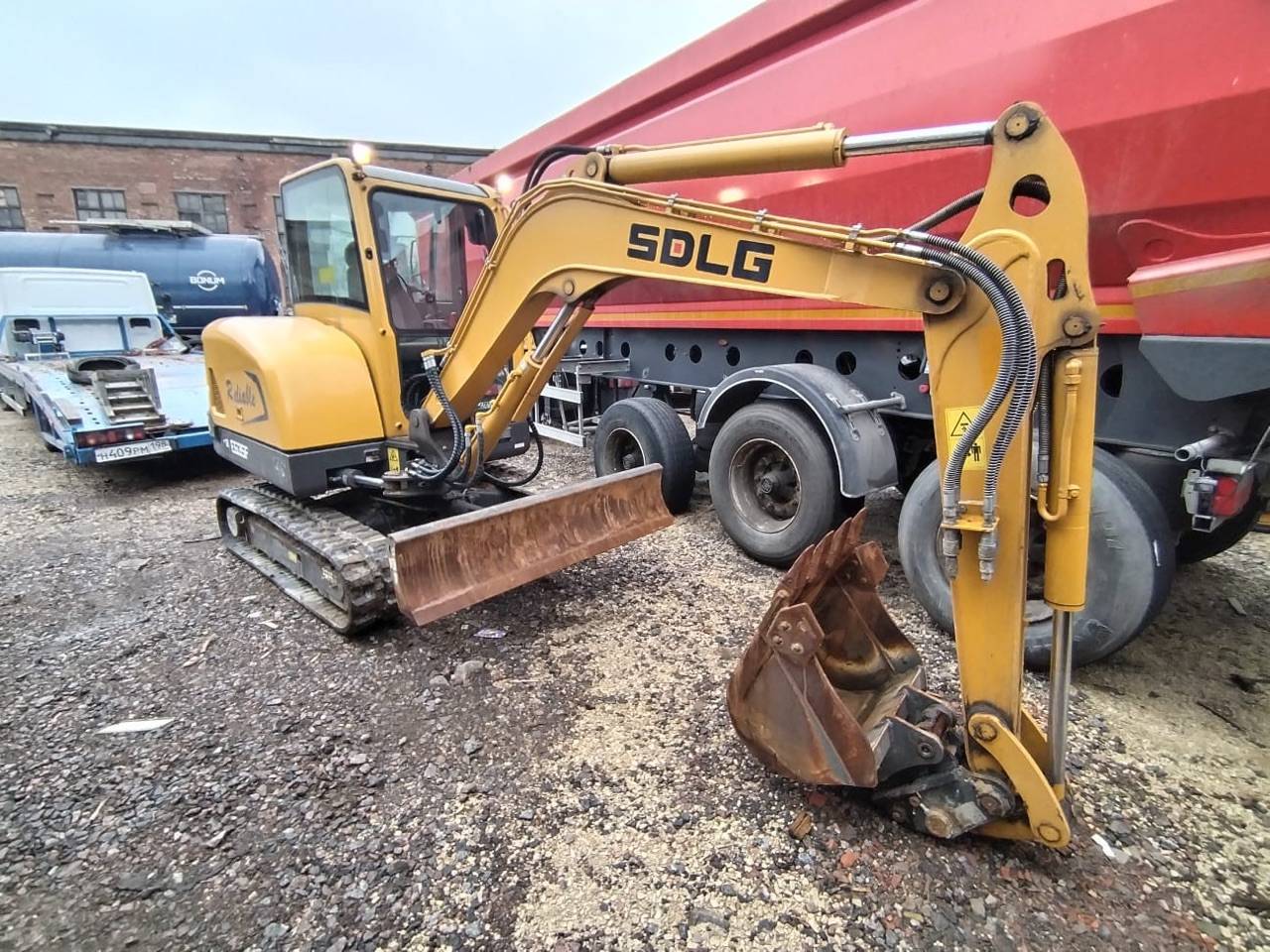 SDLG/LGCE E635F